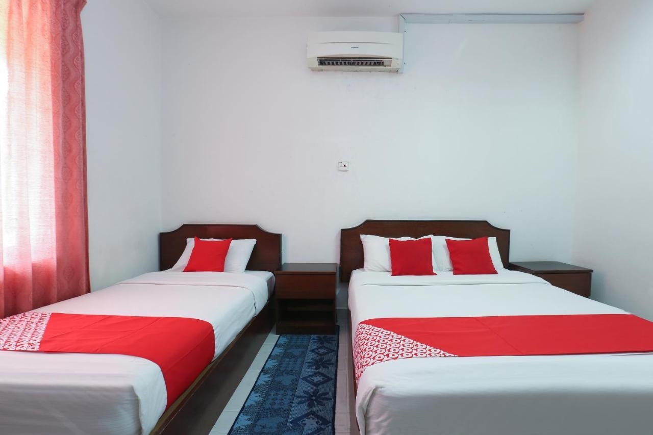 Oyo 8966 Dee Wana Resort 1 Pasir Puteh Eksteriør bilde